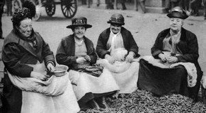 Ärtbeskjutning i Covent Garden, London, 1926-1927 av Unbekannt
