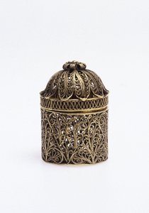 Pomanders Silver förgylld pomander av Unbekannt