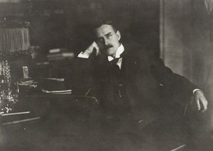 Porträtt av Thomas Mann 1875-1955, ca 1910. av Unbekannt