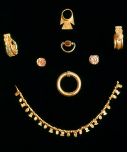 Puniska juveler, c3rd-4th Century av Unbekannt