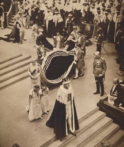 Queen Mary lämnar den 12 maj 1937 av Unbekannt