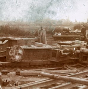 Järnvägsfäste för Big Bertha pistol, c1914-c1918 av Unbekannt