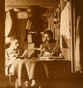 Läsning i skyttegravarna, c1914-c1918 av Unbekannt