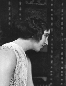 Rita Jolivet 1890-1971, engelsk skådespelerska, 1911-1912 av Unbekannt