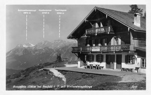 Rosshutte och Wettersteingebirge-bergen, nära Seefeld, Österrike, 1900-talet av Unbekannt