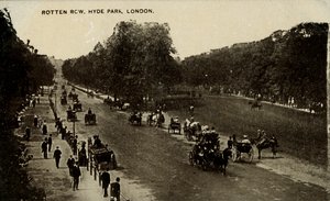Rotten Row, Hyde Park, London, sent 1800-tidigt 1900-tal. av Unbekannt