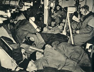 Royal Marines sover i gevärshuset på ett krigsfartyg, andra världskriget, c1939-c1943 1944. av Unbekannt