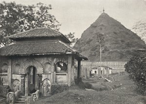 Ruwanweli Dagoba vid Anuradhapura. Östra sidan, 1926 av Unbekannt