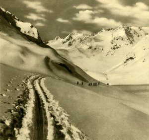 Skidåkning på Alpeiner Ferner-glaciären i Stubaialperna, Österrike, c1935. av Unbekannt
