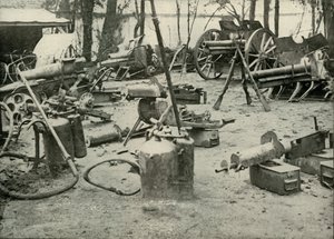 Några byten av slagfältet, 1919. av Unbekannt