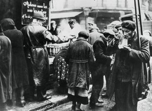 Soppkök för behövande, les Halles, tyskockuperade Paris, februari 1941 av Unbekannt