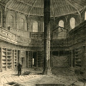 Kapitelhuset före dess restaurering, 1881. av Unbekannt