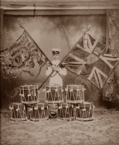 The Colors of the 1st Royal Munster Fusiliers, Rangoon, Burma, 1913 av Unbekannt