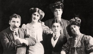 The Dare Family, tidigt 1900-tal av Unbekannt
