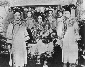 Äkekejsarinnan av Kina, 1904 av Unbekannt