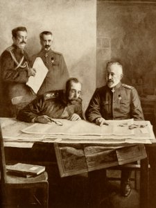 "Kejsaren av Ryssland med storhertigen Nikolaus vid fronten", 1916. av Unbekannt