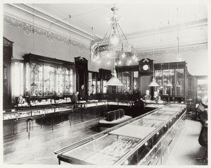 The Faberge Emporium (s/v foto) av Unbekannt