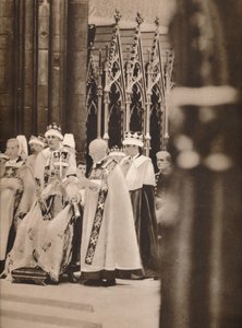 The Inthronization of His Majesty, som ses krönt och spirad, 1937 av Unbekannt