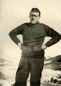 Ledaren för expeditionen i vinterdräkt, c1908, 1909 av Unbekannt