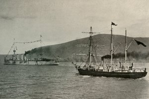 Nimrod Passing H.M.S. Kraftfull,...i Lyttelton Harbour, 1 januari 1908, 1909. av Unbekannt
