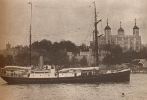 The Quest, där Sir Ernest Shackleton seglade i september 1921, på vad som skulle bevisa hans sista av Unbekannt