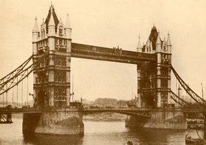 Tower Bridge, London, c1930. av Unbekannt