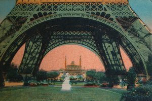 Trocadéro sedd under Eiffeltornet, Paris, c1920 av Unbekannt