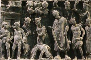 Victoria and Albert Museum. Relief som visar ett försök på Buddhas liv. 100-200. Skiffer. Gandhara/Nordvästra Pakistan. Storbritannien av Unbekannt