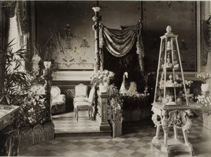 Utställningen av den ryska kejsarfamiljens Fabergé-samling på Dervis Mansion i St. Pete av Unbekannt