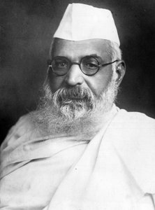 Det sista fotografiet av Khan Bahadur Patel (Company of the Order of the British Empire and the Order of the Indian Empire). Han var en av grundarna av Institut Pasteur i Indien av Unbekannt