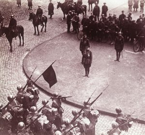 Trupper marscherar, Aachen, Tyskland, c1914-c1918 av Unbekannt
