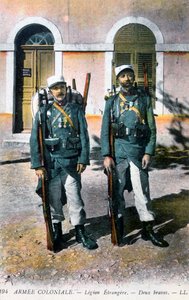 Två franska främlingslegionärer, 1900-talet av Unbekannt