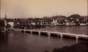 Utan titel Bro med stad i avstånd, 1800-talet. av Unbekannt