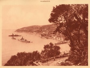 Utsikt över staden och Roadstead, Villefranche, 1930. av Unbekannt