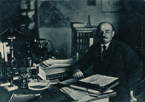 Vladimir Ilich Lenin, rysk bolsjevikledare, Moskva, Ryssland, 7 oktober 1922 av Unbekannt