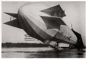 Zeppelin LZ3, köpt av den tyska armén och drevs som Z1, 1906 1933 av Unbekannt