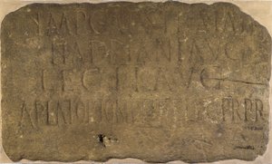 Inskription från milecastle 38 på Hadrians Wall, registrerar byggnaden av milecastle av 2nd Legion Augusta, 122-125 A.D. av Unbekannt Unbekannt