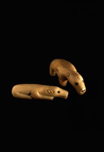 Inuitisbjörnar, 1300-1400-tal (ben) av Unbekannt Unbekannt