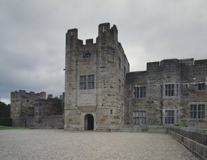 Huvudentrén till Castle Drogo, designad av Sir Edwin Lutyens (1869-1944) 1910-30 av Unbekannt Unbekannt