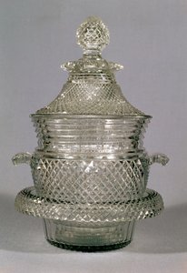Vinkylare, ca 1815-20 (skuret glas)