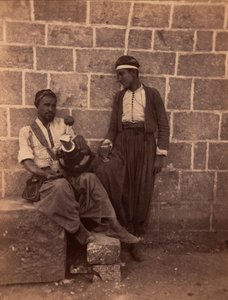 Limonadhandlare i Beirut. Fotografi av Charles Lallemand (1826-1904) i "Syria, costumes, voyages and landscapes". 1865. Privat samling. av Unbekannter Künstler