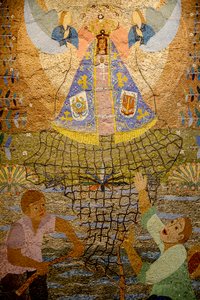 Brasiliansk mosaik i bebådelsen romersk-katolska basilikan, Nasaret, Galileen, Israel. Detalj.   (Foto) av Unbekannt