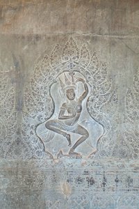 Dansande Apsara-relief på den yttre västra väggen, Angkor Wat, Kambodja (foto) av Unbekannter Künstler