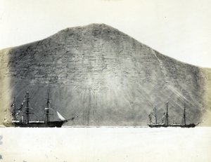 Fast från isflaket, under Cape Prescott, Franklin Pierce Bay (Kanada) av Unbekannter Künstler