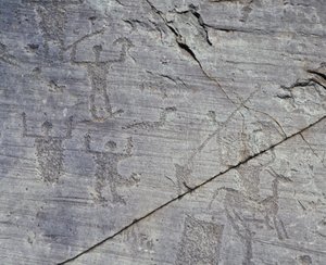 Italien, region Lombardiet, Valcamonica, närbild av klippteckningar i Naquane nationalpark av Benjamin Baud