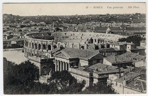Languedoc Roussillon, Gard (30), Nimes: allmän utsikt över staden med arenor och Maison Carree - Vykort sent 1800- och 1900-tal av William M. Timlin