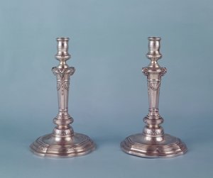 Louis XV silverljusstakar av Unbekannt