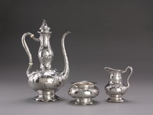 Hamrad kaffeservering: Kaffekanna, c.1900-1910 av Unbekannt