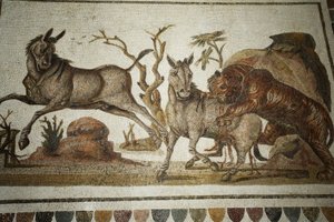 Mosaik av djurstrider: tiger som attackerar två natt-primagrar. II s AD/Musee d