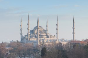 Panoramautsikt över den blå moskén strax före solnedgången, Istanbul, Turkiet (foto) av Unbekannter Künstler